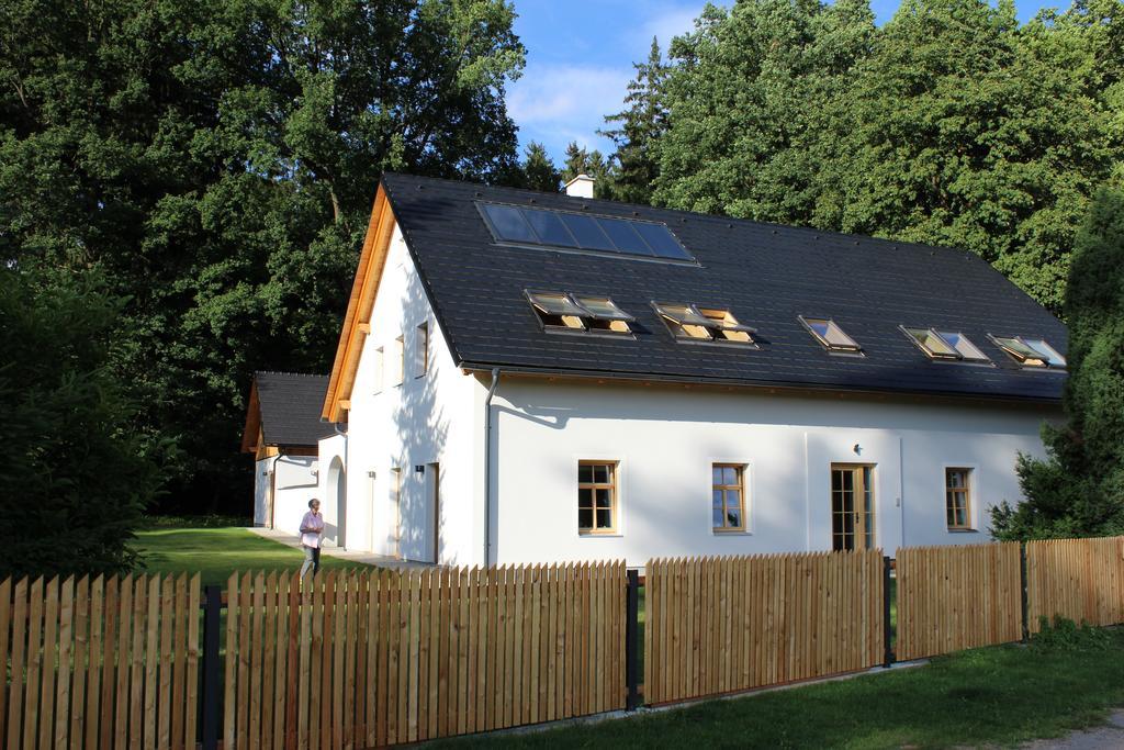 Hotel Penzion Fortovna Castrov Zewnętrze zdjęcie